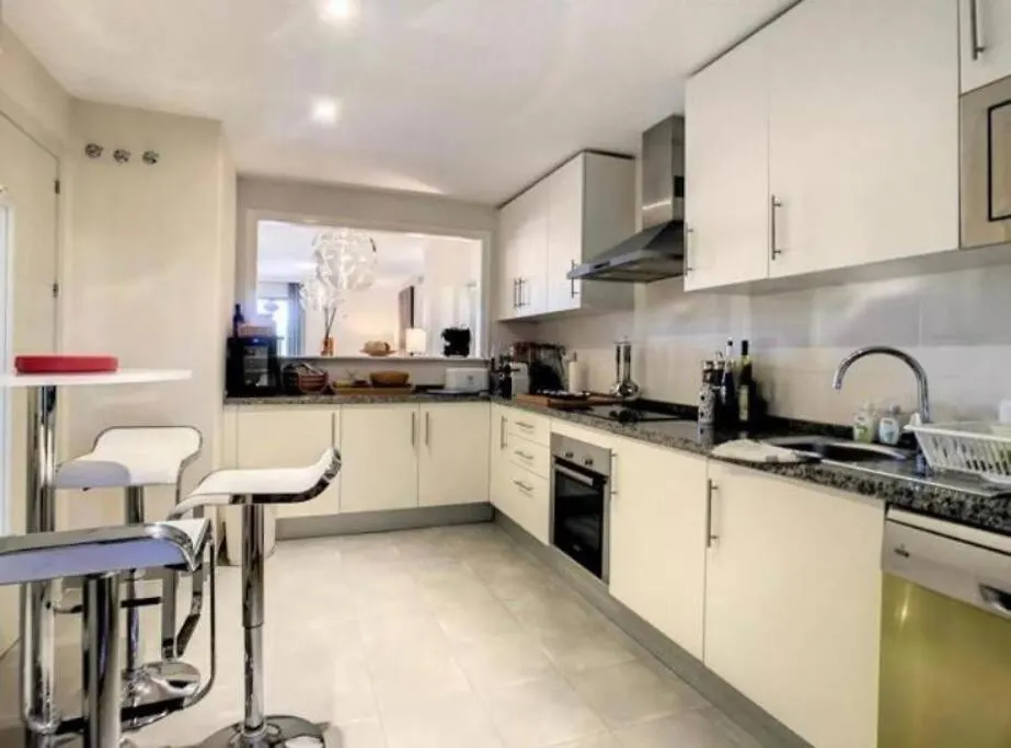 Appartement Luxueux, Piscine, Padel Et Golf De Dona Julia Баия-де-Касарес Испания