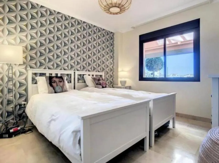 아파트 Appartement Luxueux, Piscine, Padel Et Golf De Dona Julia Bahia de Casares